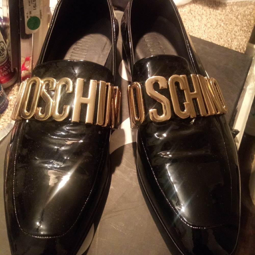 SHOES. MOSCHINO MENS designers label in box